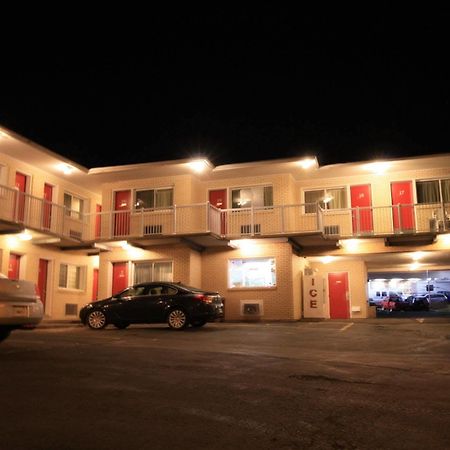 Lake City Motel Dartmouth ภายนอก รูปภาพ