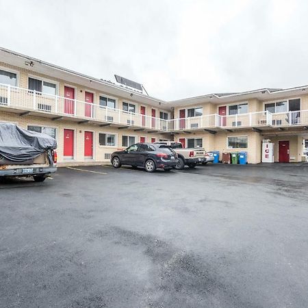 Lake City Motel Dartmouth ภายนอก รูปภาพ