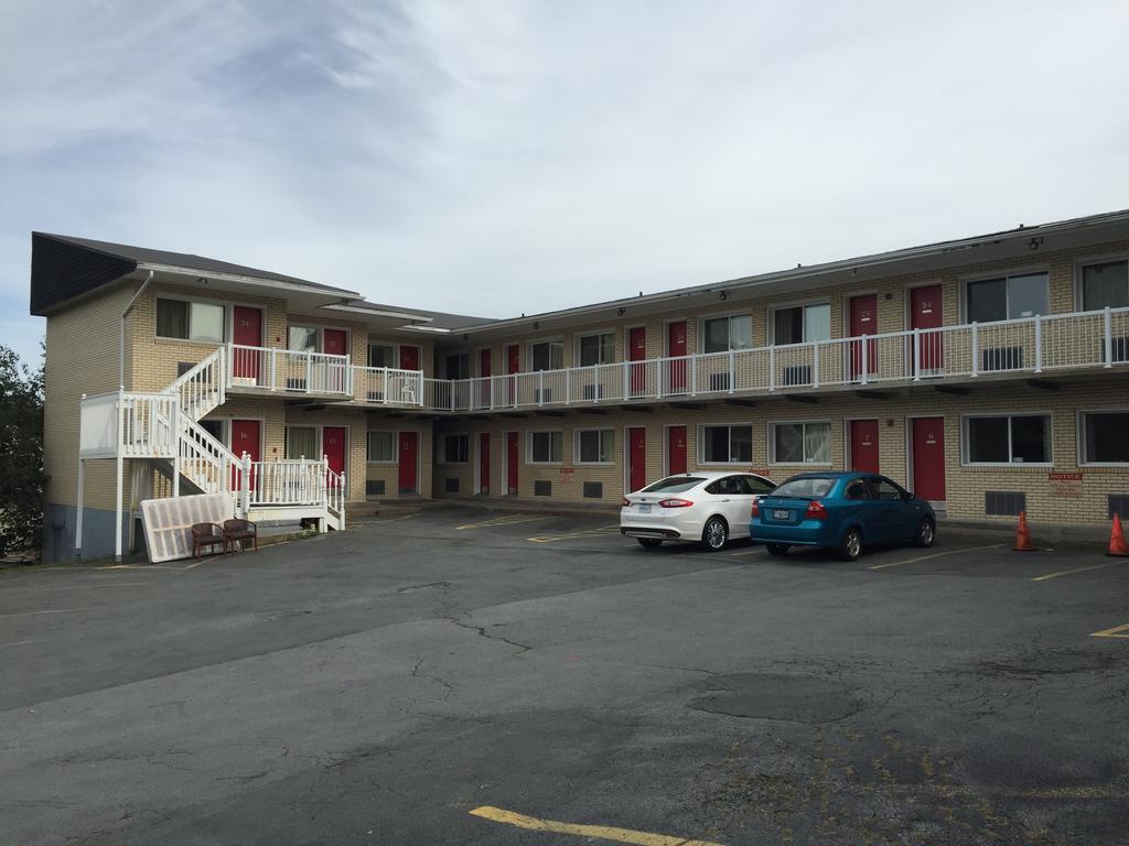 Lake City Motel Dartmouth ภายนอก รูปภาพ