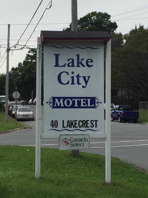 Lake City Motel Dartmouth ภายนอก รูปภาพ