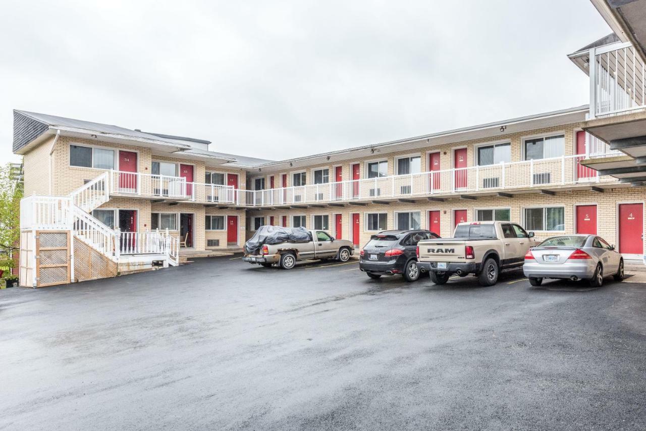Lake City Motel Dartmouth ภายนอก รูปภาพ