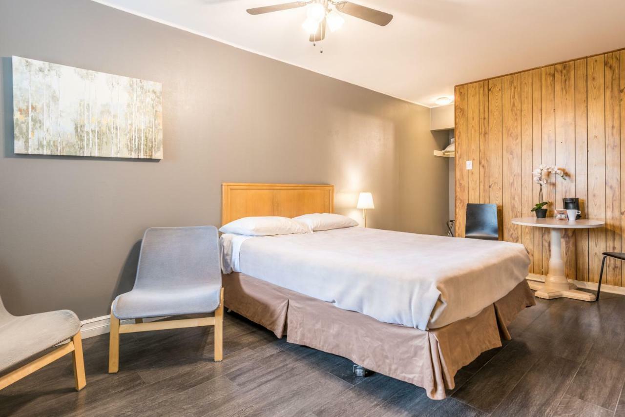 Lake City Motel Dartmouth ภายนอก รูปภาพ