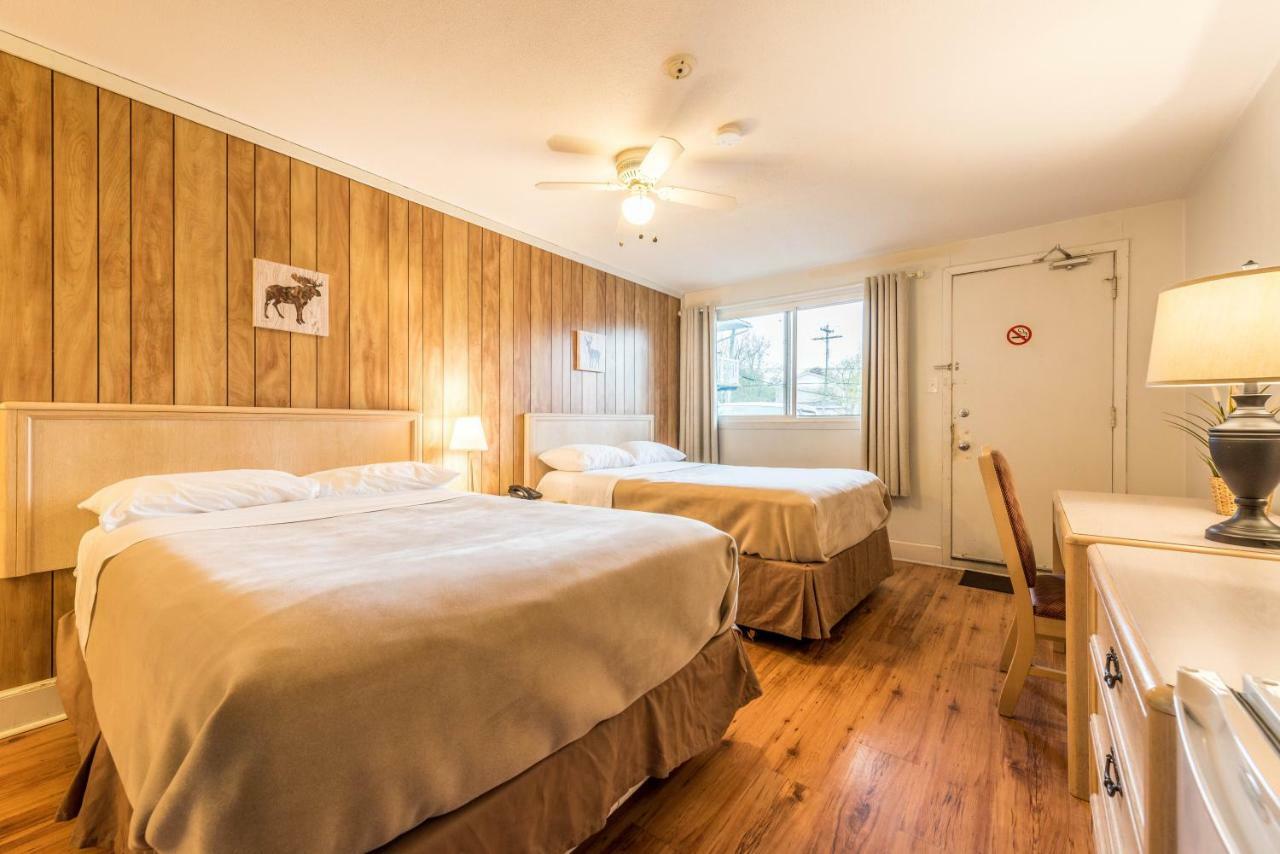 Lake City Motel Dartmouth ภายนอก รูปภาพ
